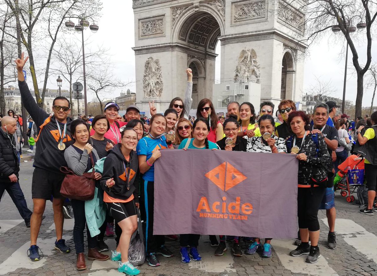 correkukis's tweet photo. Y Así es como Acide conquista la Ciudad de la Luz 🗼Porque para la gozadera nos pintamos solos. #AcideRunners #ForeverRevolution #ParisMarathon #MyAcide #HechoenMéxico 🇲🇽🇲🇽 #ParaFranciaconAmor 🇫🇷 https://t.co/3XPdRz3zUW