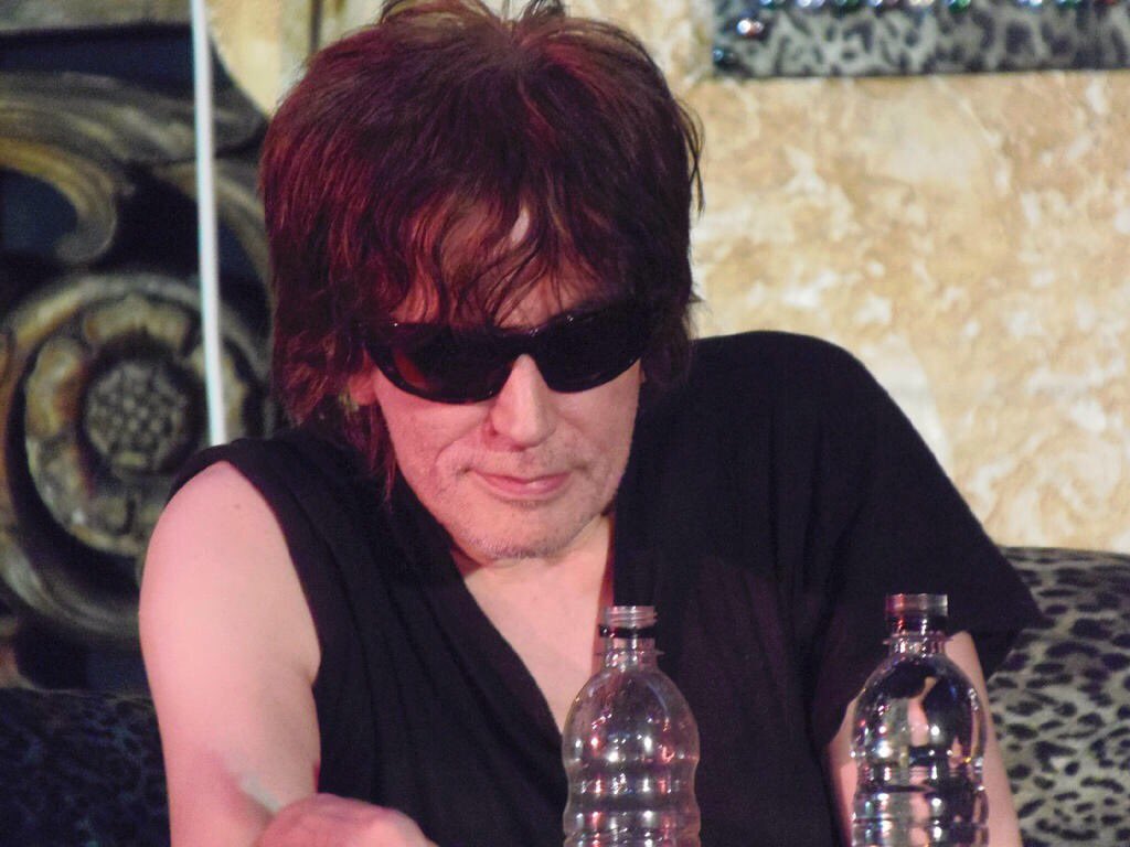 MD1961's tweet photo. 4/8はピーター・ペレット先生のお誕生日🎂 お釈迦様と同じ日にお生まれになった
#HBD #PeterPerret
https://t.co/onuzCuyfS7 https://t.co/t0UCJ2r1yP