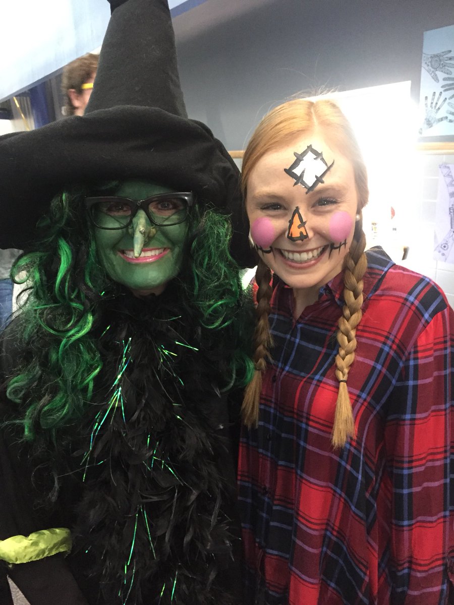blstegall18's tweet photo. Wizard of STARR @CurtsingerElem loved being apart of this amazing assembly to help remind our kiddos that they have the heart, brains, &amp; courage to ace their tests! https://t.co/busZsKJa9o