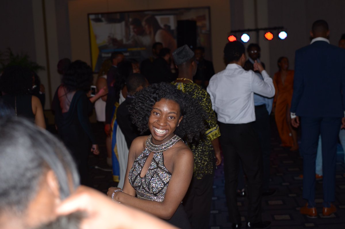 BSCofMU's tweet photo. #EbonyBall2018 https://t.co/w5FkcX5W7b