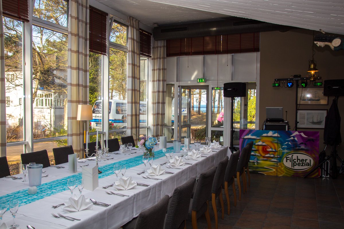 DJRuegen's tweet photo. #DJ #Rügen, https://t.co/31wpFBdDgb , #Geburtstagsfeier, #IFA #FerienHotel #Ostseebad #Binz, #Rügen,#König der #heißen #Rhythmen, #DJ #Fischer #Spezial, #Musik #Geburtstag, #Hochzeit, #Silberhochzeit https://t.co/juUAJyqYvB
