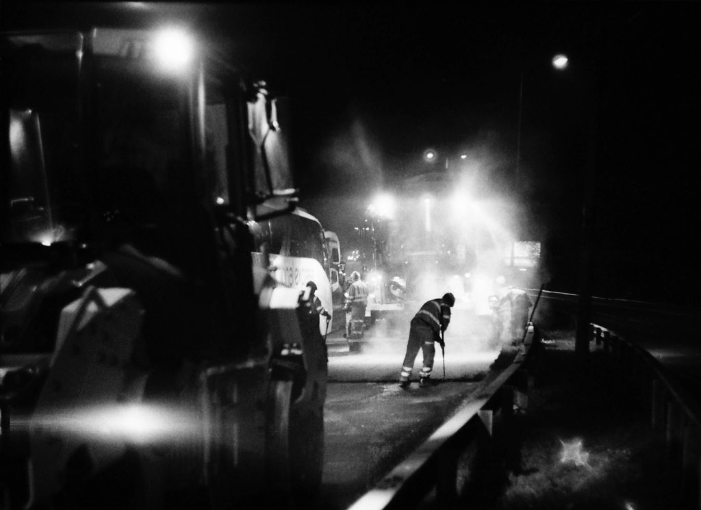 GrainyBlur's tweet photo. #HP5+ @ 6400iso
developed in #Rodinal
#ZenitEM
Not ideal camera, film or developer. But I think it works 🙂
@sunny16podcast @rebrewster
#35mm
#shootfilmbenice
#believeinfilm https://t.co/xA4eZ2uqt4