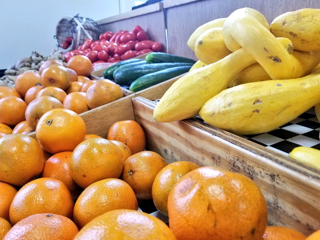 FPorchGourmet's tweet photo. A fantastic media tasting tonight @JimAdamsFarms Fresh, healthy, delicious! Plan a visit soon! #jimadamsfarms #jimadams #jimadamsfarmandtable https://t.co/2br3F7hE5r