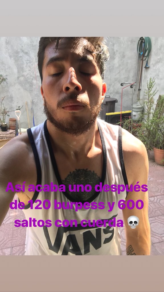 ElBuenPablin's tweet photo. Así mis domingos https://t.co/sNe4ajauJM