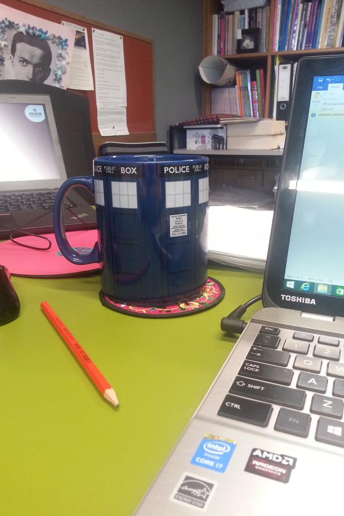 CaptainSpicer's tweet image. Life of an academic. 3 computers today! Serves me right for saving 100 websites as favourites on my home system that I need for work. #Academia #3computers #productivity