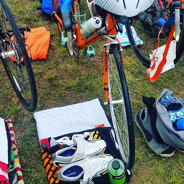 apawlows's tweet photo. After a tough Friday pm in research direction, just what I needed: a good tri. 42ยฐ and damp in April, but a killer 5k finish. Extra motivated to make the adjustments I need in attack of my research direction to deliver. I know I can. #trilyfe #fullspeedahead https://t.co/GcGrIl78TB