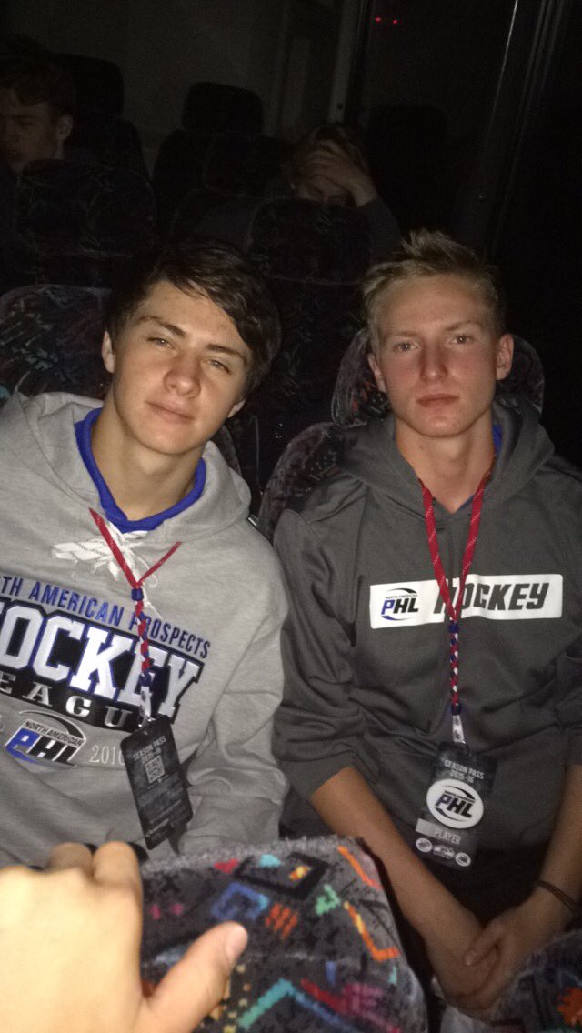 _adonistrujillo's tweet photo. Happy Birthday to my little bro! keep killing it on the ice man, i’ll always miss playing with ya! @nolan_kingstrom https://t.co/PrNqKNggYr