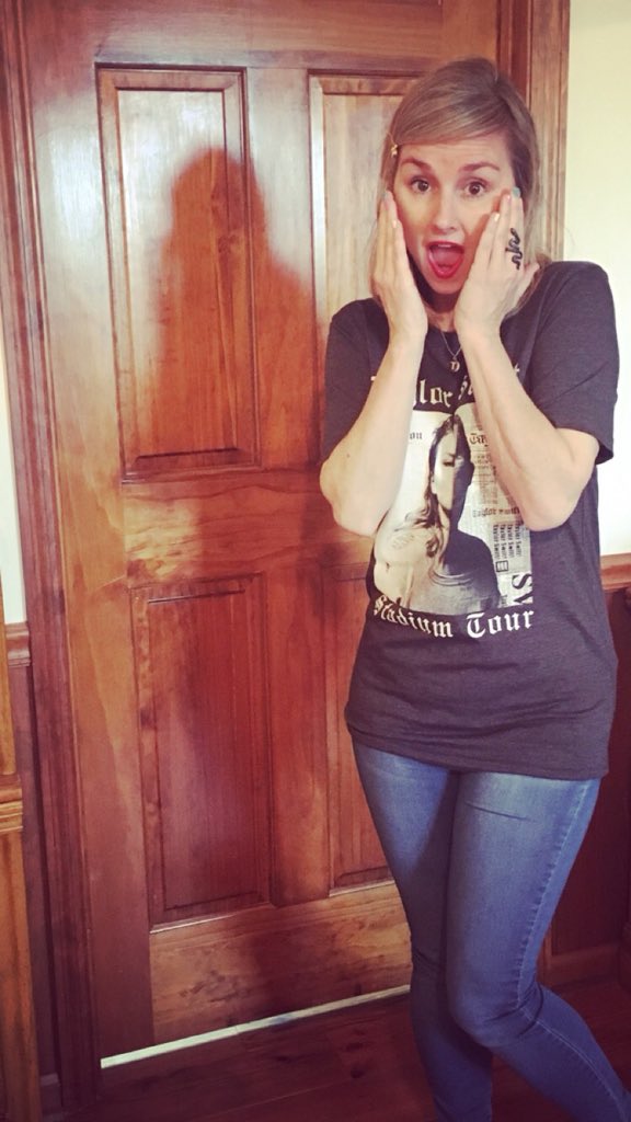 _13SwiftlikeTay's tweet photo. THIS PIC PURRFECTLY DESCRIBES ME RIGHT NOW! I am FREAKING OUT B/C IN ONE MONTH THE #reputationStadiumTour STARTS & I GET 2 SEE TAYLOR IN 125 DAYS IN ATLANTA 8/11!!! OMG! I AM SO X13 ...READY FOR IT! ❤️🎉🍾💃🎼✨@taylorswift13 @taylornation13 #TaylorNationWeekendHang #tsdelicate https://t.co/YiX3HbbMpj