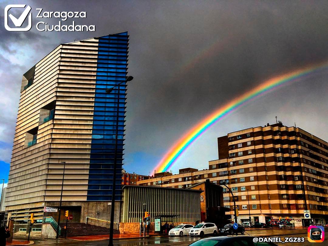 Nunca esperes el momento perfecto; utiliza el momento y hazlo perfecto... ¡Buenos días, Zaragoza! 🙂
