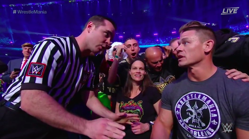 Trueanimehero's tweet photo. When he says he can host😂🏃🏽 #WrestleMania #Gaypplproblems https://t.co/5EacWBs0j0