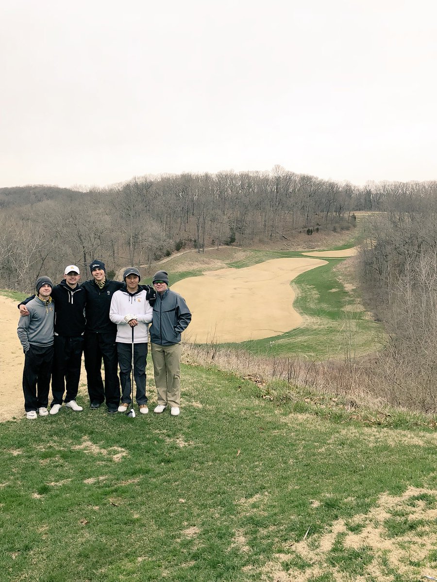 MWSUgolf's tweet photo. Griffon men in St.Louis this week at The Missouri Bluffs golf course for the Lindenwood Invitational. Follow live on golf stat. #GriffUp #GoGriffs https://t.co/CC5sxFKgf3