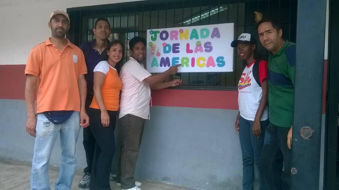Delvalle081's tweet photo. Jornada de vacunacion las americas en el pedro iturbe @clapgandhiud2 @YARITZADC @j14monteto @YepfriArguello @gladysmadeline @Kelucha86 https://t.co/jyH3j4RuqI