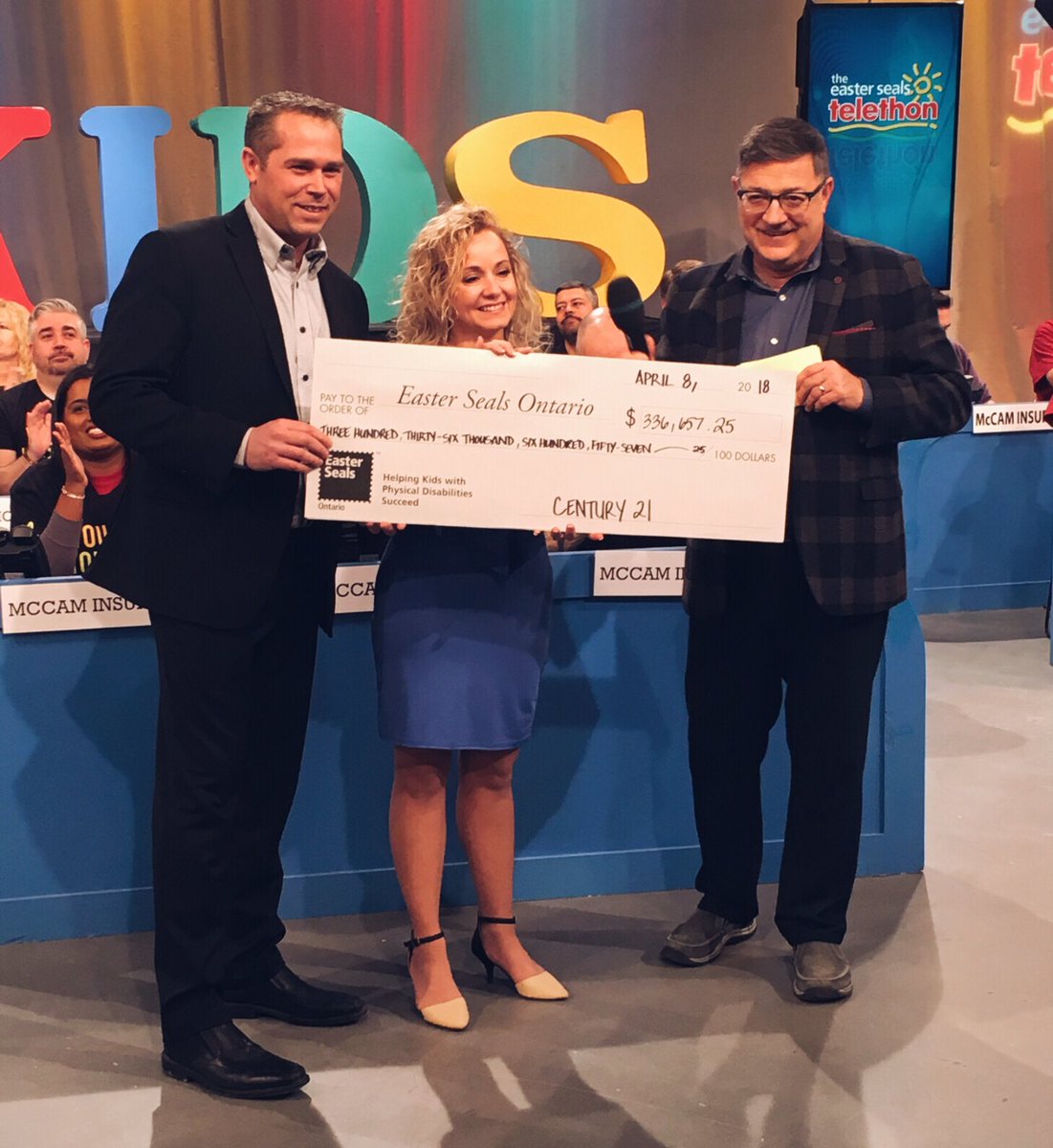 EasterSealsON's tweet photo. A big thanks to @CENTURY21Canada for donating $336,657.25!! @KevinFrankish #EasterSealsTelethon https://t.co/lSaUT8CCBX