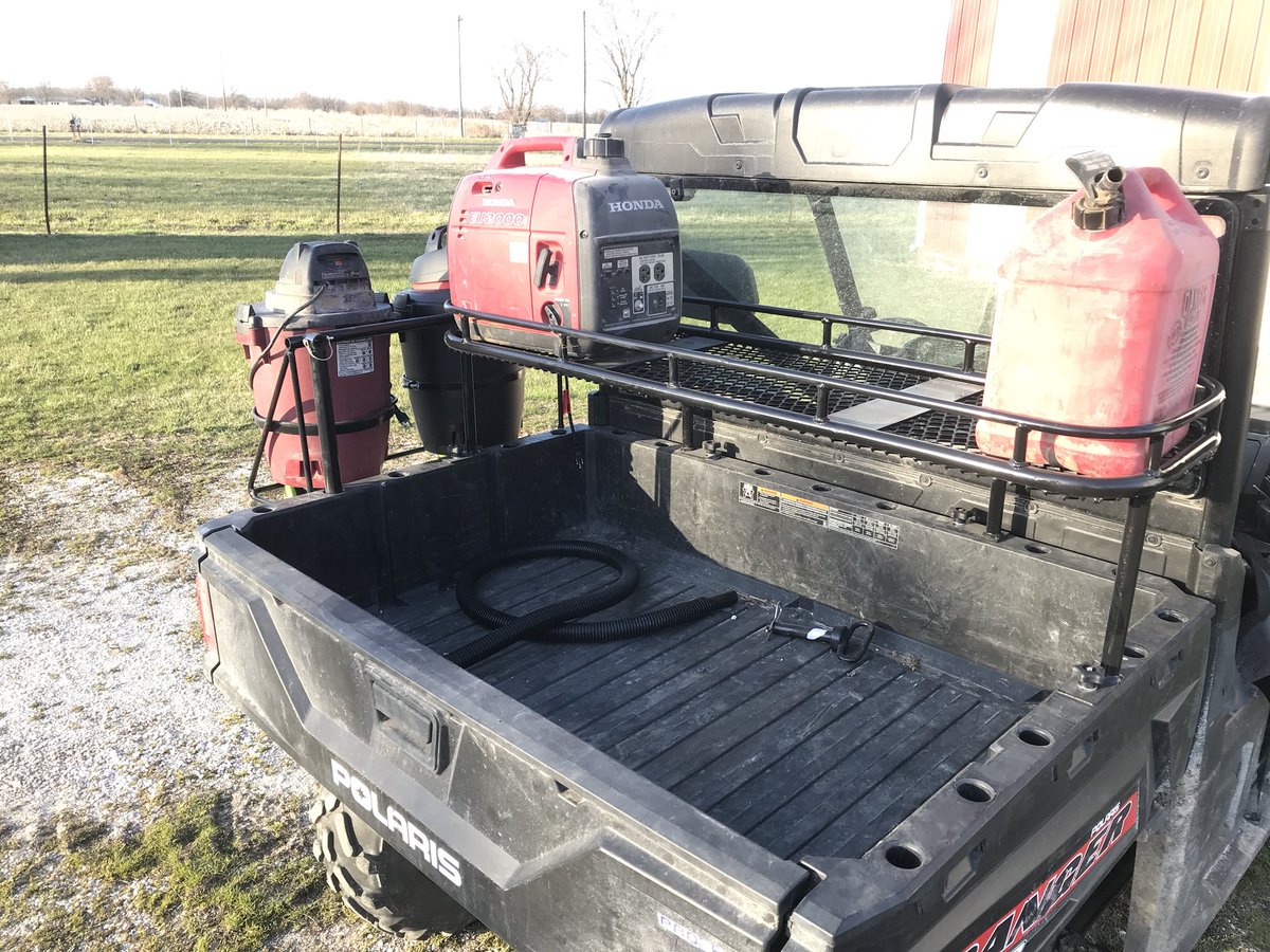 BrentDye_BECKS's tweet image. Ready to start planting some plots! Got the new rig ready to go. @BecksHybrids #cornplot #plant18