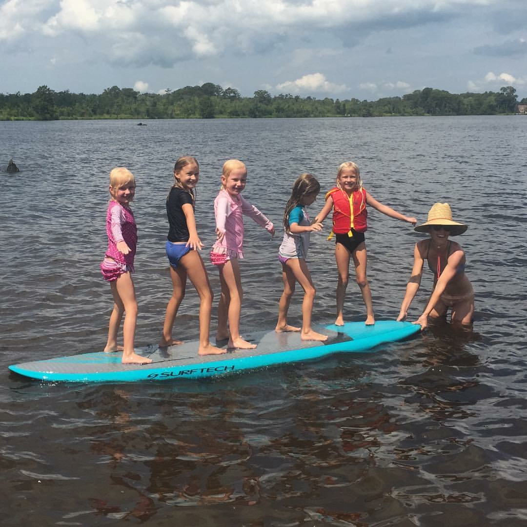 Some of the best opportunities for lifelong family bonding come when we get to share the sport(s) we love with our minis. 💙