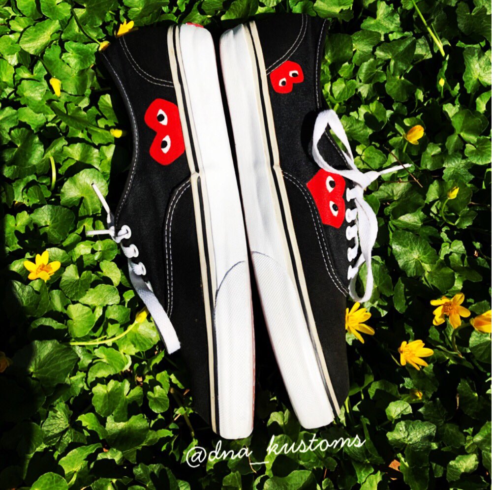 dna_kustoms's tweet photo. Check out these 🔥🔥🔥 CDG❤️ x Off-White◽️◼️ custom @vans done by our very own @_findingn3mo . 

You too can get your very own customs, DM us for inquiries. https://t.co/CVXL4C4j2w