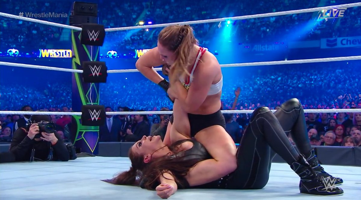 SInow's tweet photo. RONDA MAKES STEPHANIE TAP AND DANA WHITE APPROVES https://t.co/rvvS9JAI7d