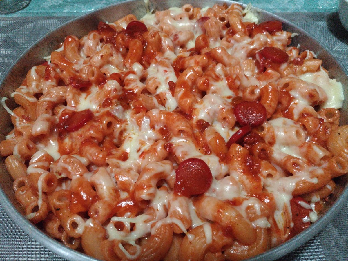 mryprans's tweet photo. What a cheesy morning! ❤️ https://t.co/Yz76ZniY1w