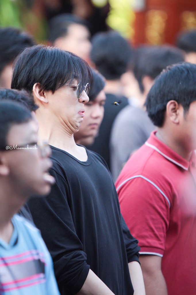 Maemubmib's tweet photo. ยูกหมูกลัวแมลงงงง 555555 น่าเอ็นดู๊วววววว😂😂 #Welcomebambamtothailand #BamBam #แบมแบม https://t.co/2uoJtxRFan