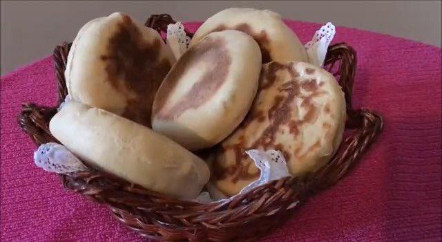 MargaBalda's tweet photo. #RecetaDelDía ‼️
PAN 🍞 SIN HORNO 

¡Suscríbete! 💡

https://t.co/7C8LGwcUOO

#8Abr #Recetas #DomingoDeGanarSeguidores #BuenasNoches 🌙 

@DIAPARATUSEMANA https://t.co/vlQed57oh8