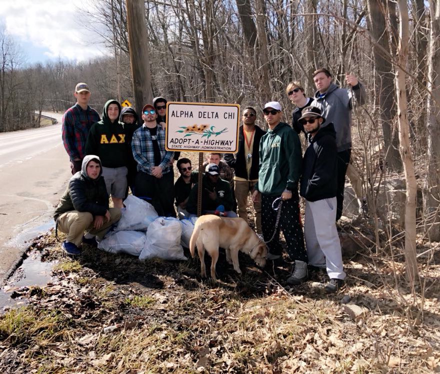 ADX_fsu's tweet photo. Just trying to keep these streets clean 🐶 https://t.co/bknPZkiyKQ