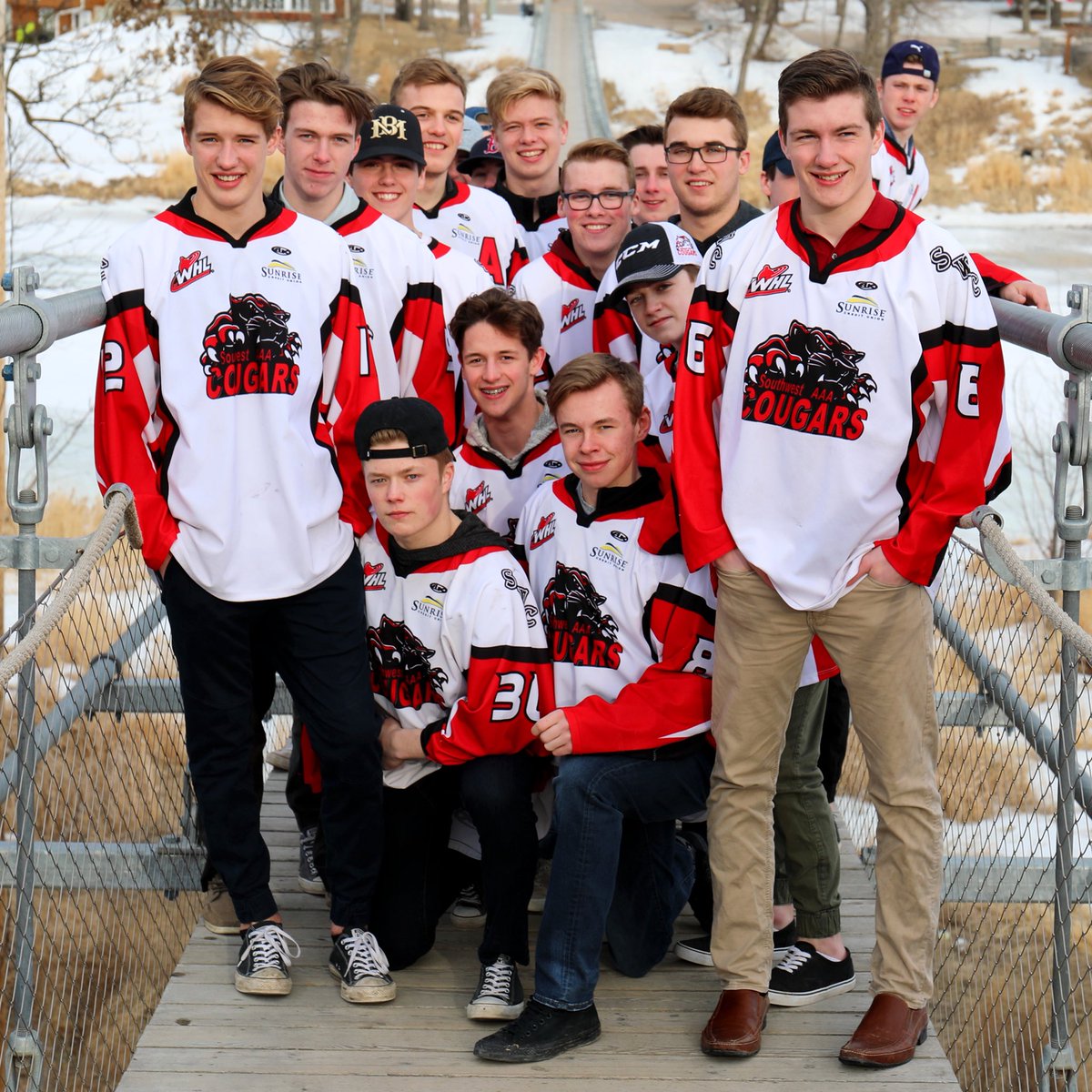 CougarsSw's tweet photo. The Boys on the Bridge https://t.co/8lMYypLjbp