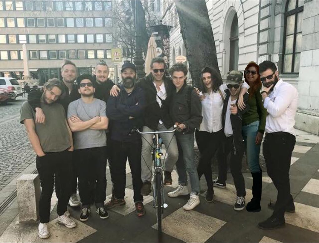 lastkingdomsj's tweet image. What....stepped in with my crew at @TheLastKingdom #bestseries #bestcast #bestcrew so excited #thelastkingdomseason3 confirm lock it up @netflix #thelastkingdommultipleseasondeal bring the entire @BernardCornwell series to life ⚔️🤩❤️🎬🤫😜