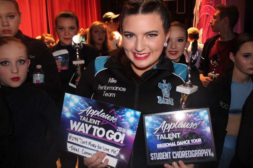 allie_faith1234's tweet photo. Wouldn’t want to spend my weekends any other way💓💃🏻#mgdcfamily #competitions https://t.co/waVecgOzDr