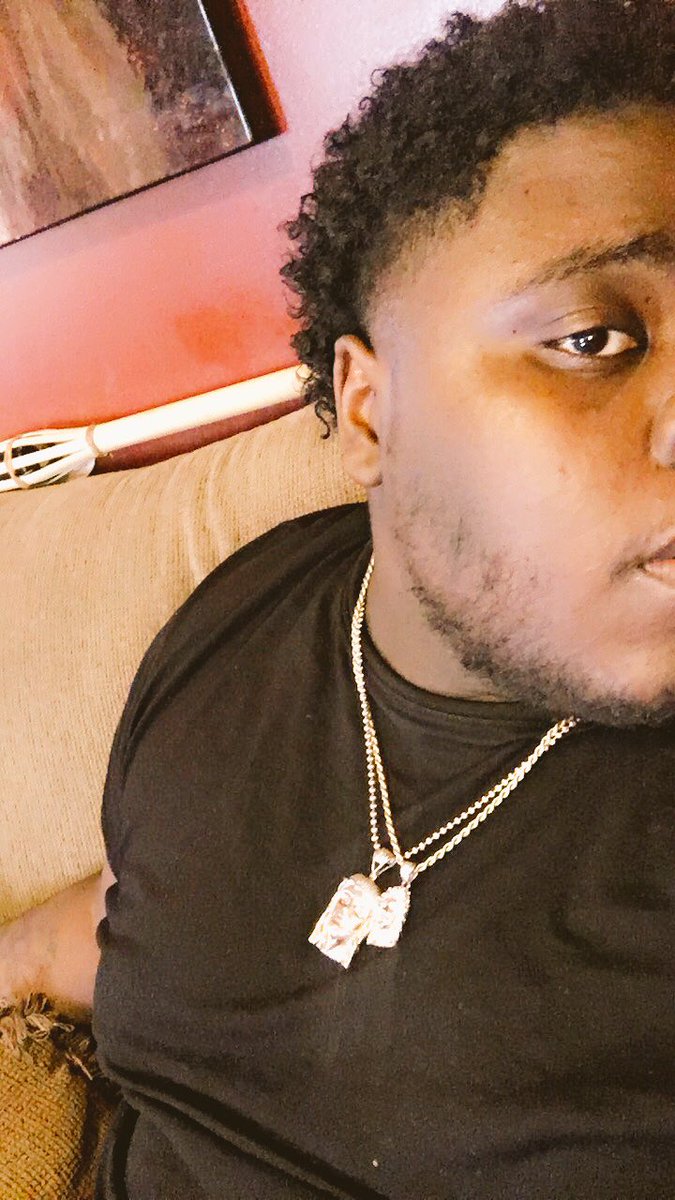 mrhaze22's tweet photo. Good hair don’t care https://t.co/iOjNhdgbrN