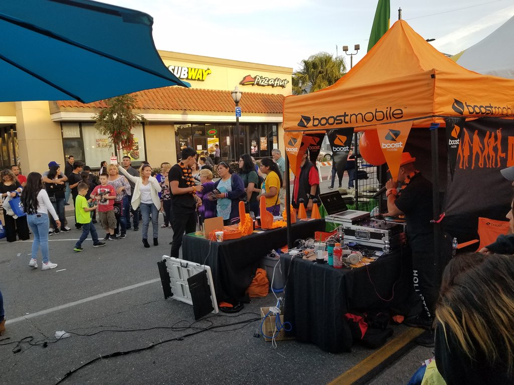 SoCalCellAve tweet media