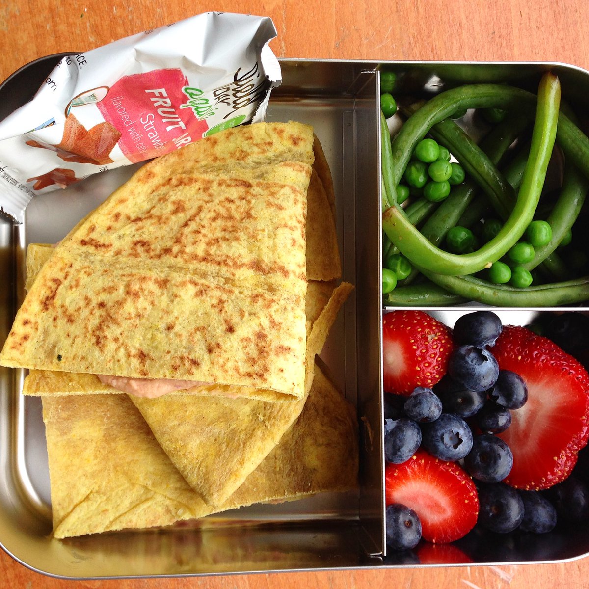 dreenaburton's tweet photo. #weegan lunch! Again, not a sponsored post... @silver_hills has an amazing new line of sprouted… https://t.co/SdCxAsMaJ1 #vegan #plantbased https://t.co/XdwpaiNqLE