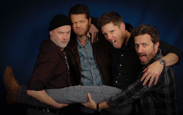 chrisschmelke's tweet photo. Goodbye Canada!  ❤️
Hello.  Nashville. https://t.co/Pdn7DGvcwc
