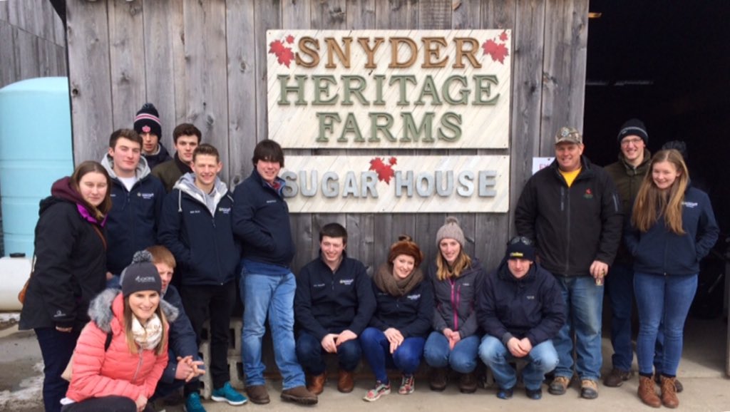 georgebrowne123's tweet photo. Great cultural weekend to kick off the #canada2018 study tour, including Toronto, Ice Hockey, A Maple Syrup Farm, and Niagara Falls! #rhstudentlife @RHC_Agriculture @UCReaseheath https://t.co/95l8OKwBnH