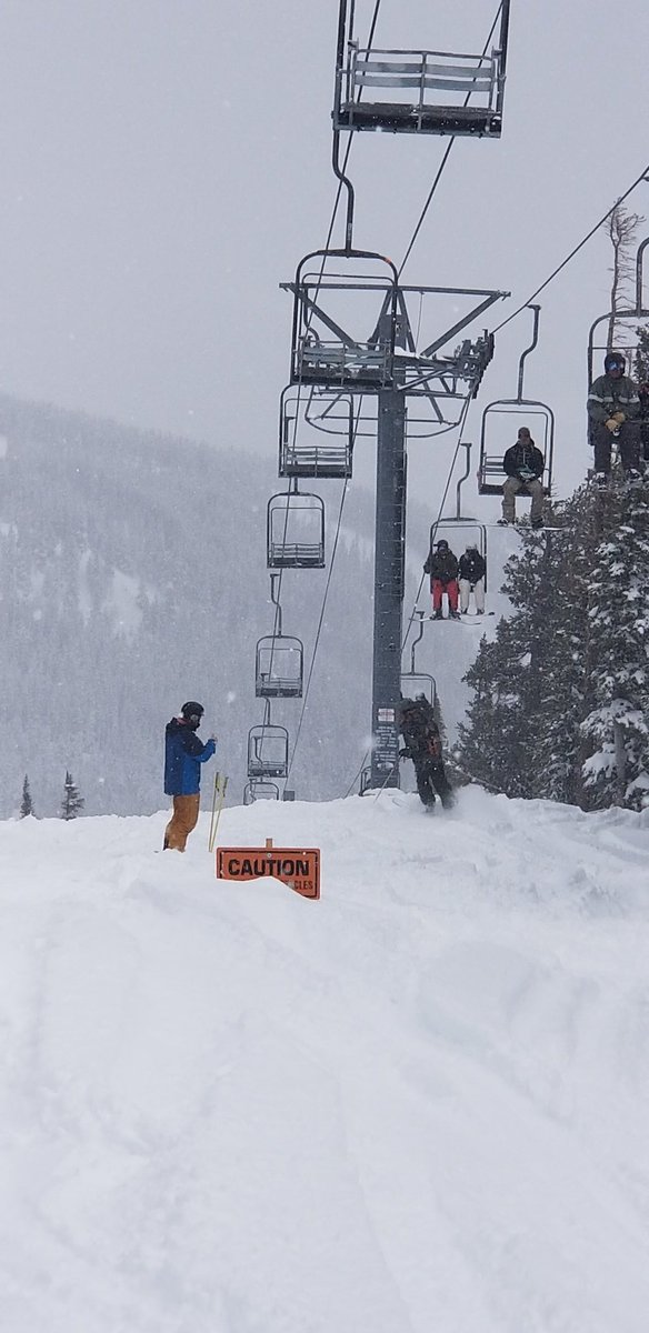 Nancy_Gassen's tweet photo. Fantastic day at #Breckenridge. Over 2' of fresh snow and it showed all day. #Echair #Colorado #powderwhore #powder #skiing https://t.co/fgeRm6OgmB