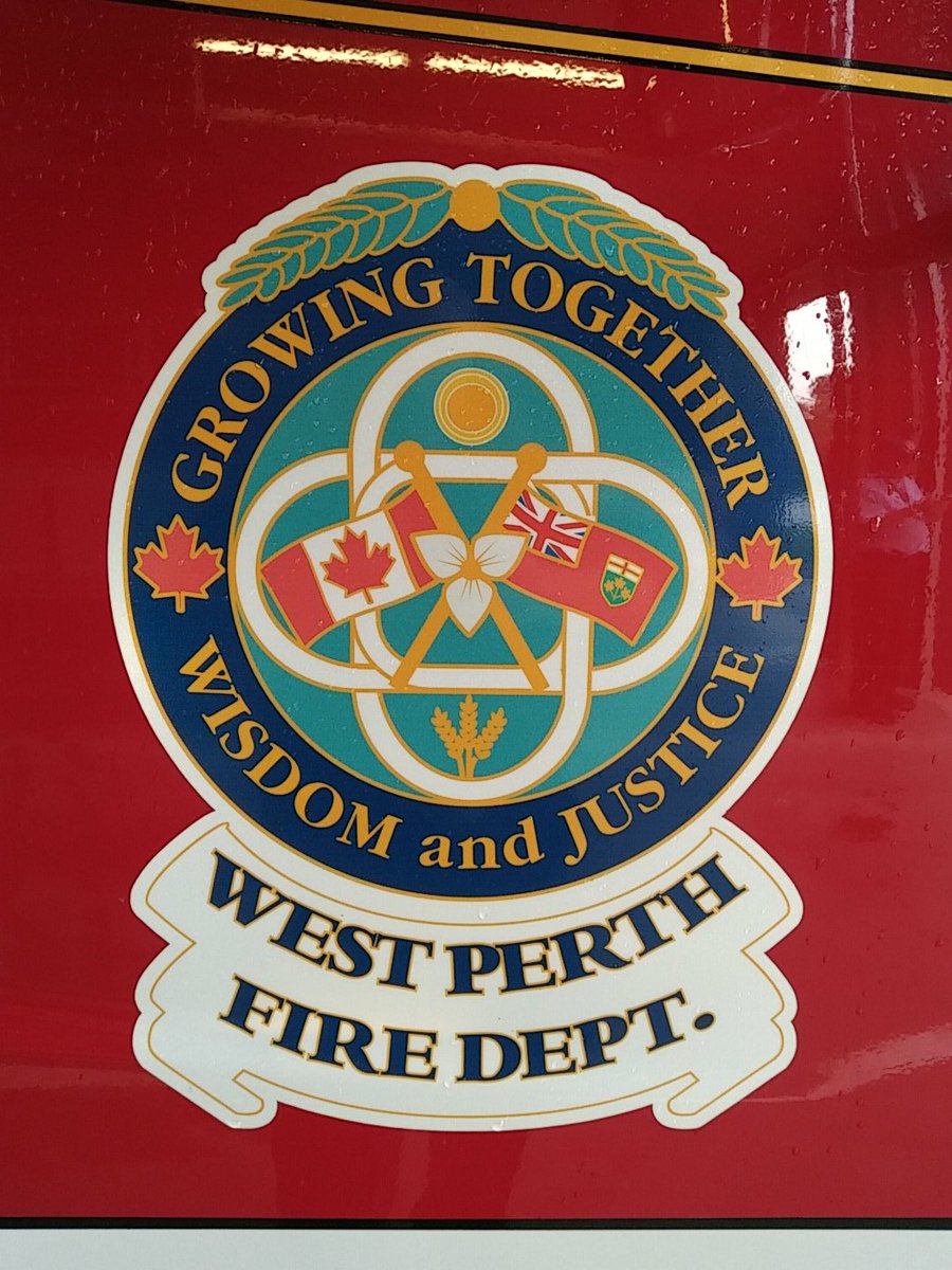 ChiefBillHunter's tweet photo. Your @WestPerth1 firefighters are on scene of a chimney fire, Line 39. Roof operations underway. #YieldToEmergencyVehicles https://t.co/SA0gzvmgWB