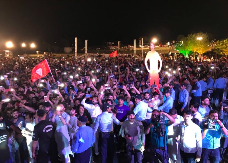 waqyounis99's tweet photo. Sorry I missed the Victory parade due to family commitments !!
These pictures are telling the story of success #UnitedWeWin Me feeling little Jealous but very very proud 💪🏻 @IsbUnited https://t.co/nMP04IXcTi