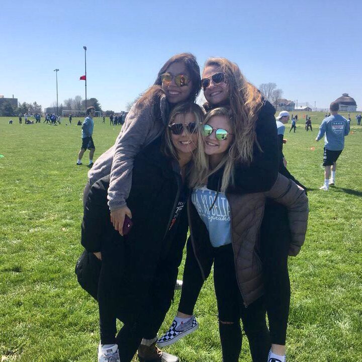 Alpha Xi Delta-UIUC tweet media