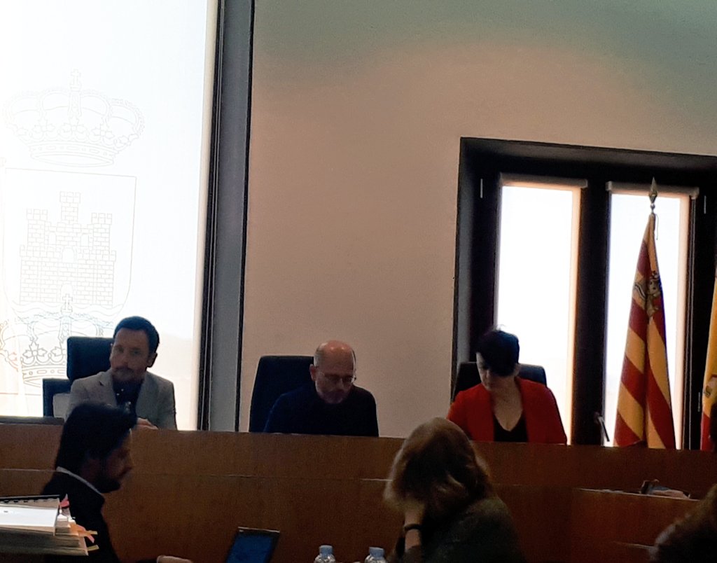 EnrCasanova's tweet photo. Ple #PGOUEivissa , paraules clau : sostenibilitat, ciutat verda, mobilitat sostenible, protecció de territori, recuperació ses Feixes, espais de serveis, vivenda social....i un seguit de propostes de caràcter progressista.
#TreballamPelQueImporta 
Aposta de futur https://t.co/YPBy2DYv42