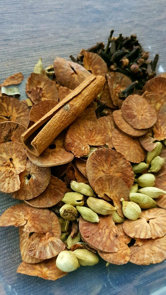 ibrahimrasheed's tweet photo. #dhivehi dry mix #dhufun https://t.co/E0oC1YoOn4