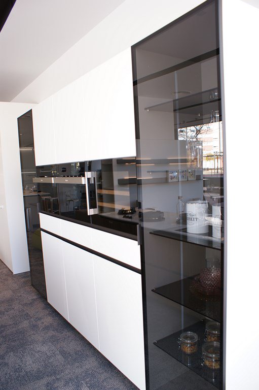 NovoInteriores's tweet image. #TopHit cocina en blanco y negro :) #deco #cocina #interiordesign