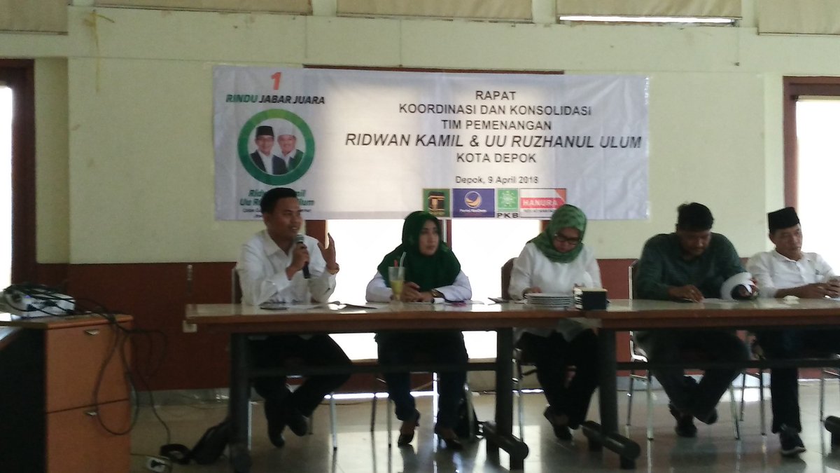 shand2509's tweet photo. Depok Ber1 Memenangkan @ridwankamil &amp; @uuruzhan mnuju JabarJuara.
#RINDUJabarJuara1 
#Jabarbersyariah 
#PPP10Sempurna
#P3besar 
#P3milenial 
#qlcenter
#qonitaluthfiyah 
@Adeyasinbogor 
@mamun_pratama 
@pepepsae 
@AndriS2303 
@andi_bawean 
@ql_center 
@mohmahfudmd 
@MRomahurmuziy https://t.co/Qgq6m2NHBA