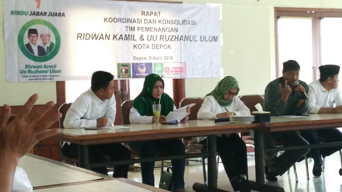 shand2509's tweet photo. Depok Ber1 Memenangkan @ridwankamil &amp; @uuruzhan mnuju JabarJuara.
#RINDUJabarJuara1 
#Jabarbersyariah 
#PPP10Sempurna
#P3besar 
#P3milenial 
#qlcenter
#qonitaluthfiyah 
@Adeyasinbogor 
@mamun_pratama 
@pepepsae 
@AndriS2303 
@andi_bawean 
@ql_center 
@mohmahfudmd 
@MRomahurmuziy https://t.co/Qgq6m2NHBA