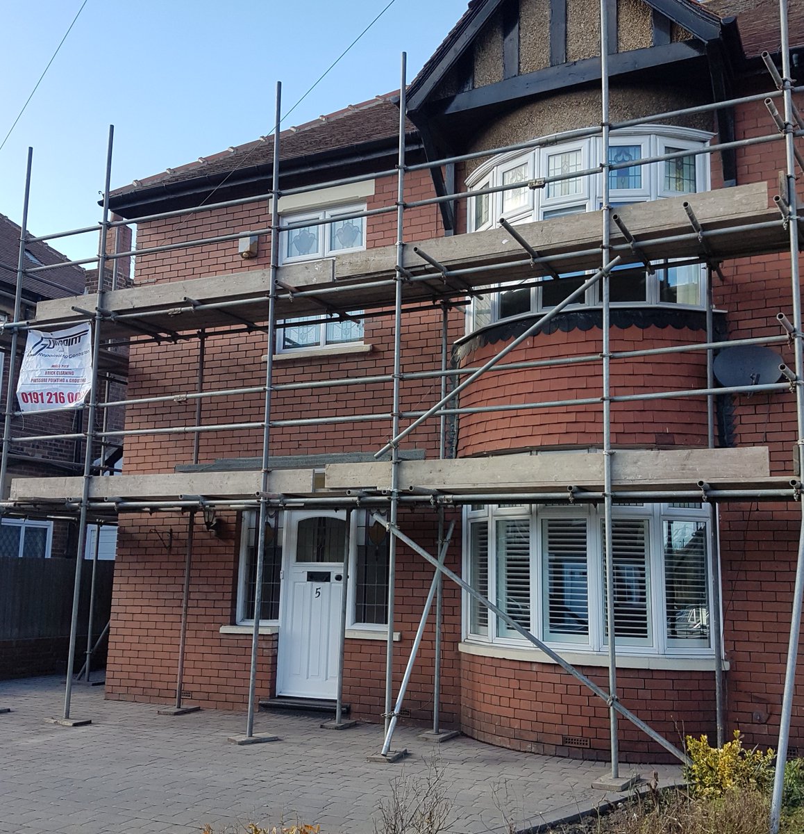 Gun-point North East tweet media