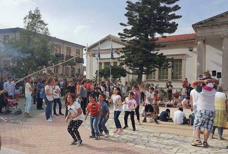 CyprusAeropolis's tweet photo. #Easter Monday in #Cyprus is all about excursions, family gatherings &amp; cultural events celebrating tradition! People will gather to play games such as egg races, enjoy the cultural programmes which are open to the public, organized in Kiti, Voroklini, Pervolia, Avgorou and more! https://t.co/a34dmn80pd