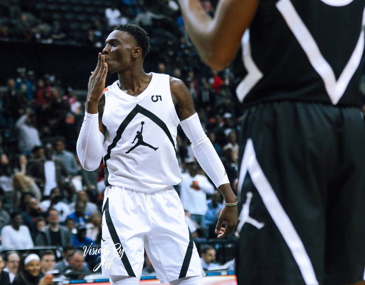 VisionsByJeff's tweet photo. LSU Commit Emmitt Williams (@EmmittWilliams6) goes off for 44 points (22-23 FG) to obtain MVP Honors at @JordanClassic #NEXTvsNEXT https://t.co/gfjIY3LqfA