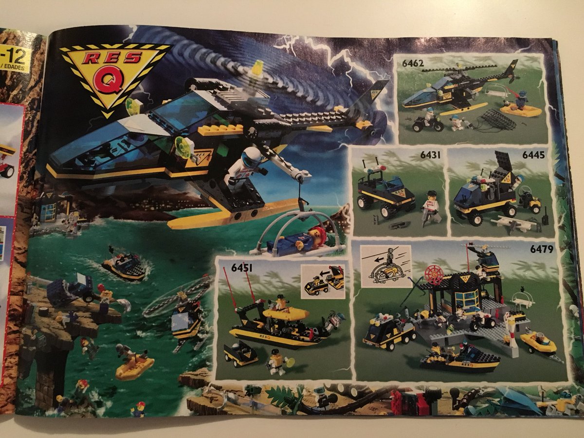 Q bricks (Pierre-Luc) on Twitter: "😍LEGO catalog 2000 page 22📚 #LEGO #resQ #qbricks #boat #helicopter #rescue https://t.co/yXy0KWF84G" / Twitter