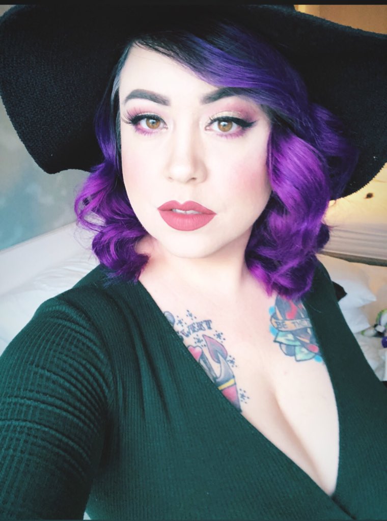 maylee_cortney's tweet photo. NYC Selfie <3 https://t.co/h6qFcHBSKV