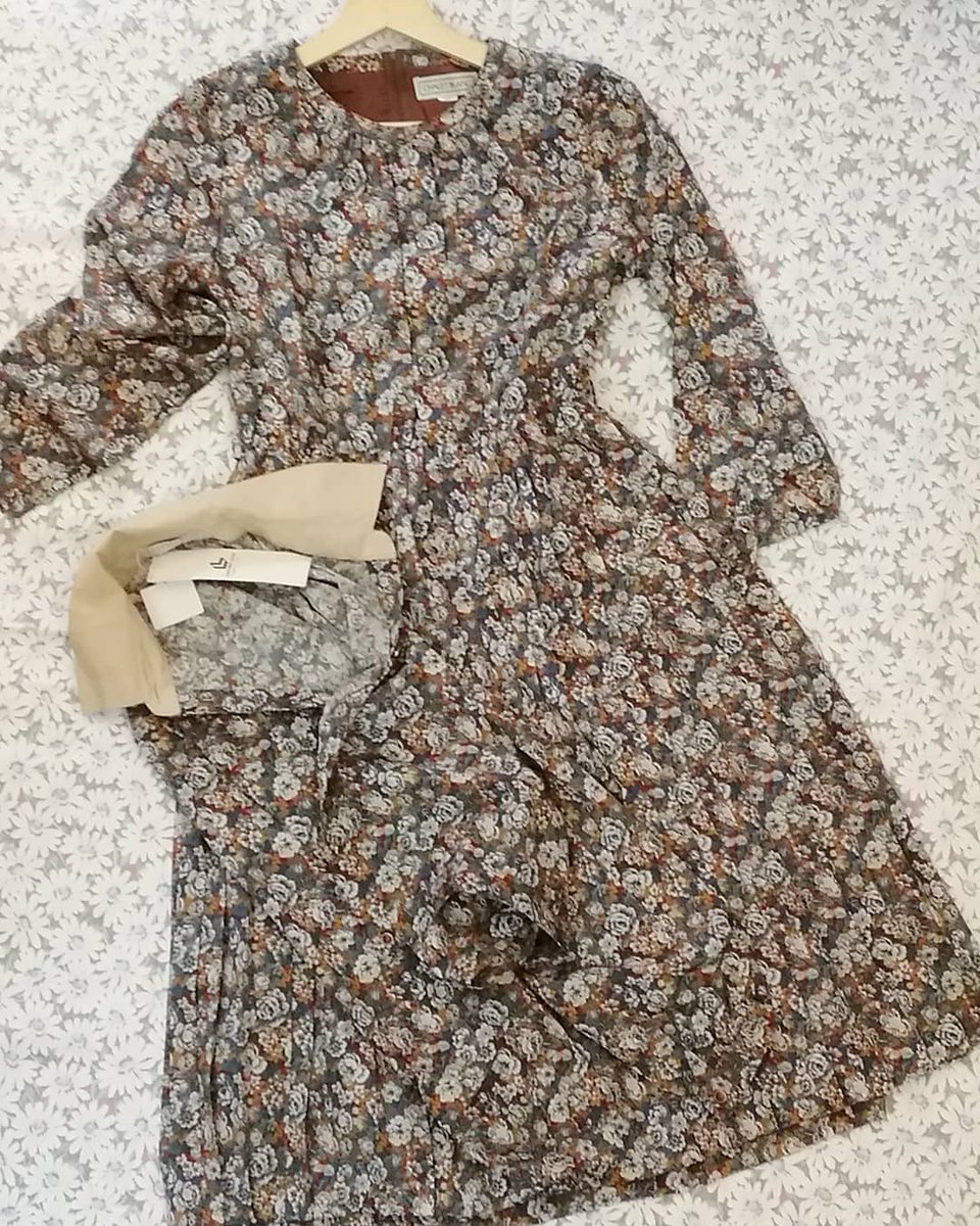 Twitter पर Usedクロネコマリン Deadstock レナウン製ワンピース 上着付きです クラシカルな装いは大人の女性にぴったり Vintage レトロワンピース Deadstock 高円寺古着 大人古着 ヴィンテージワンピース クラシカル 古着女子 お洒落な人と繋がりたい