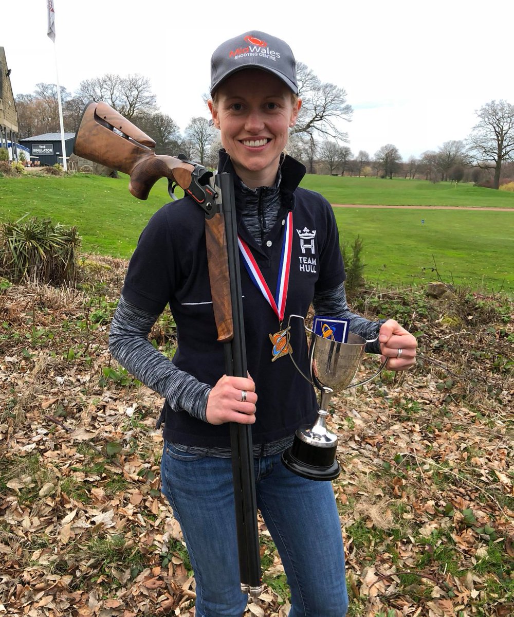 LucyPitt19's tweet photo. Over the moon to become English Open FITASC Ladies Champ again!😊First major win with my new Beretta690! Huge thank you to @GMKLtd,@HullCartridge,@midwalesshooti1 and @HartEventsShoot for their support #teamhull #confidencetowin #sovereigns #berettaisbetter  #practicemakesperfect https://t.co/Y8UjrwTuSy