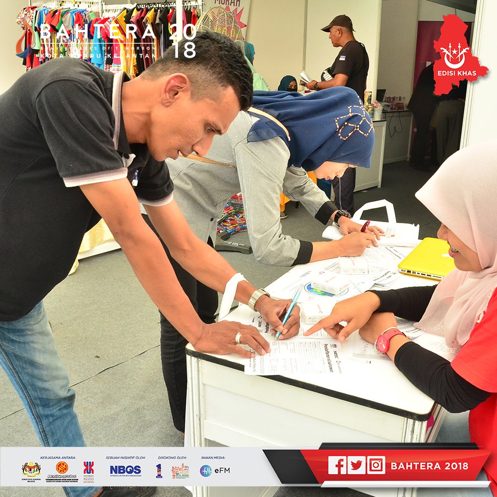 bahtera2018's tweet photo. Bahtera 2018 Edisi Kelantan Telah berlangsung selama 2 hari di UTC, Kota Bharu Kelantan dengan jayanya.

Sebelum Bahtera menutup tirai untuk kali ini, jom kita saksikan detik-detik di sepanjang program untuk inspirasi semua! #bahtera2018 #bahterakelantan #usahawan #Kelantan https://t.co/I8nl1lqKau